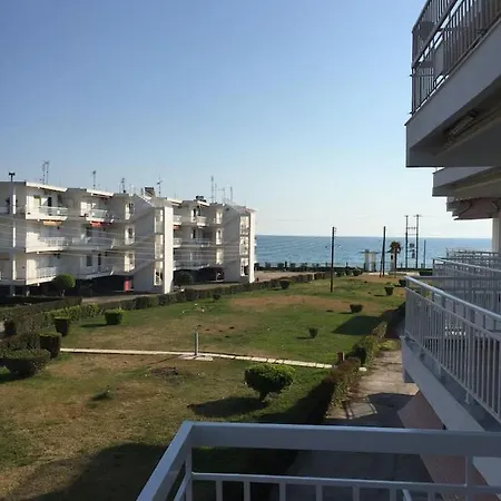 Apartment Korali By The Sea
